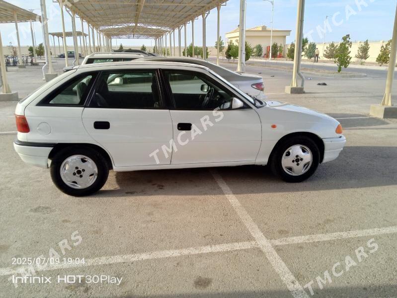 Opel Astra 1994 - 42 000 TMT - Туркменбаши - img 4