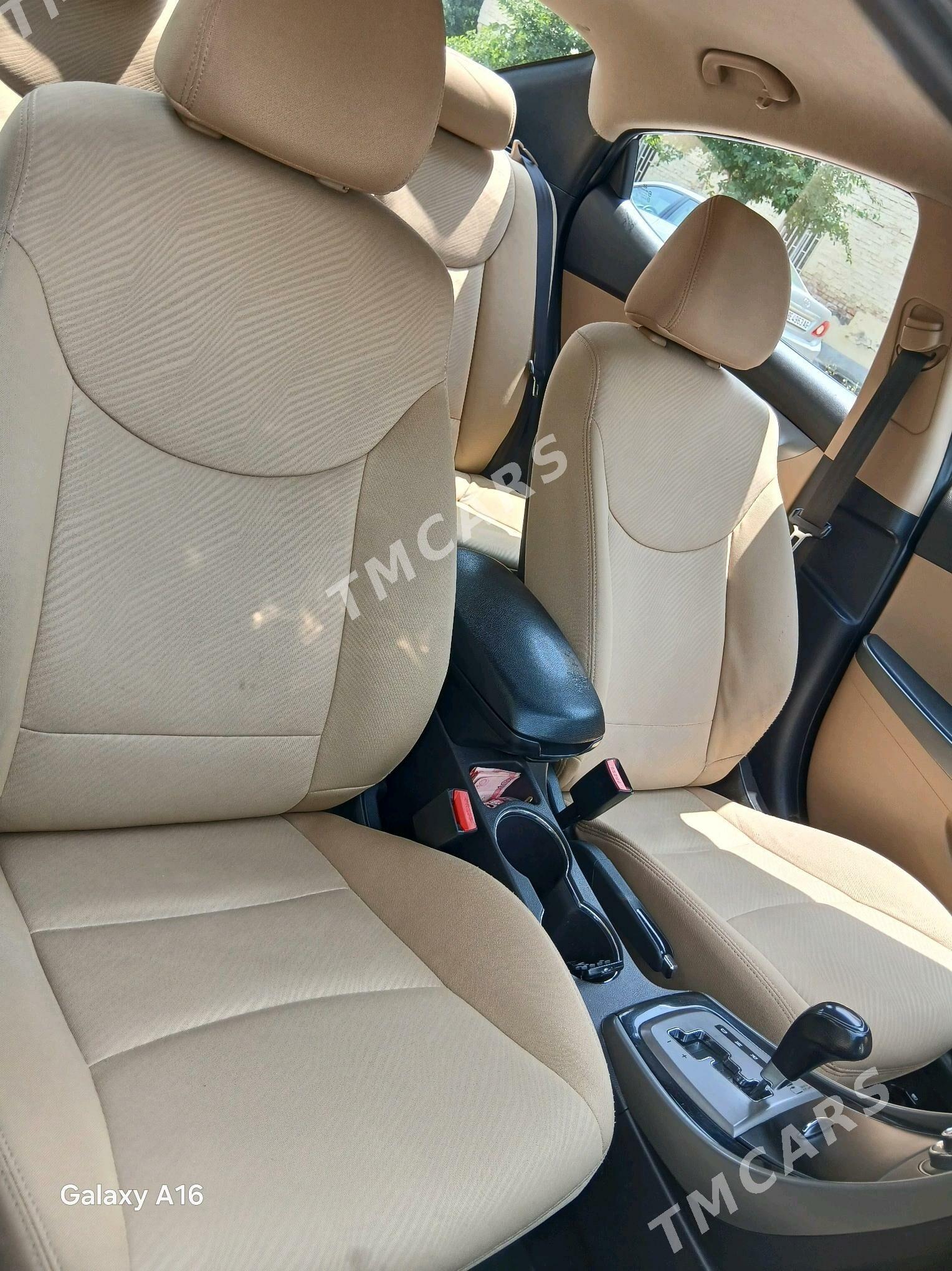 Hyundai Elantra 2012 - 157 000 TMT - Ашхабад - img 5