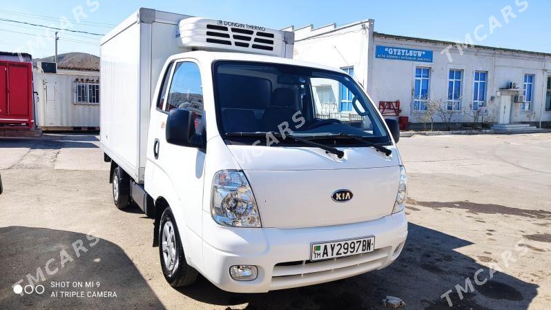 Kia Frontier 2011 - 250 000 TMT - Türkmenbaşy - img 6