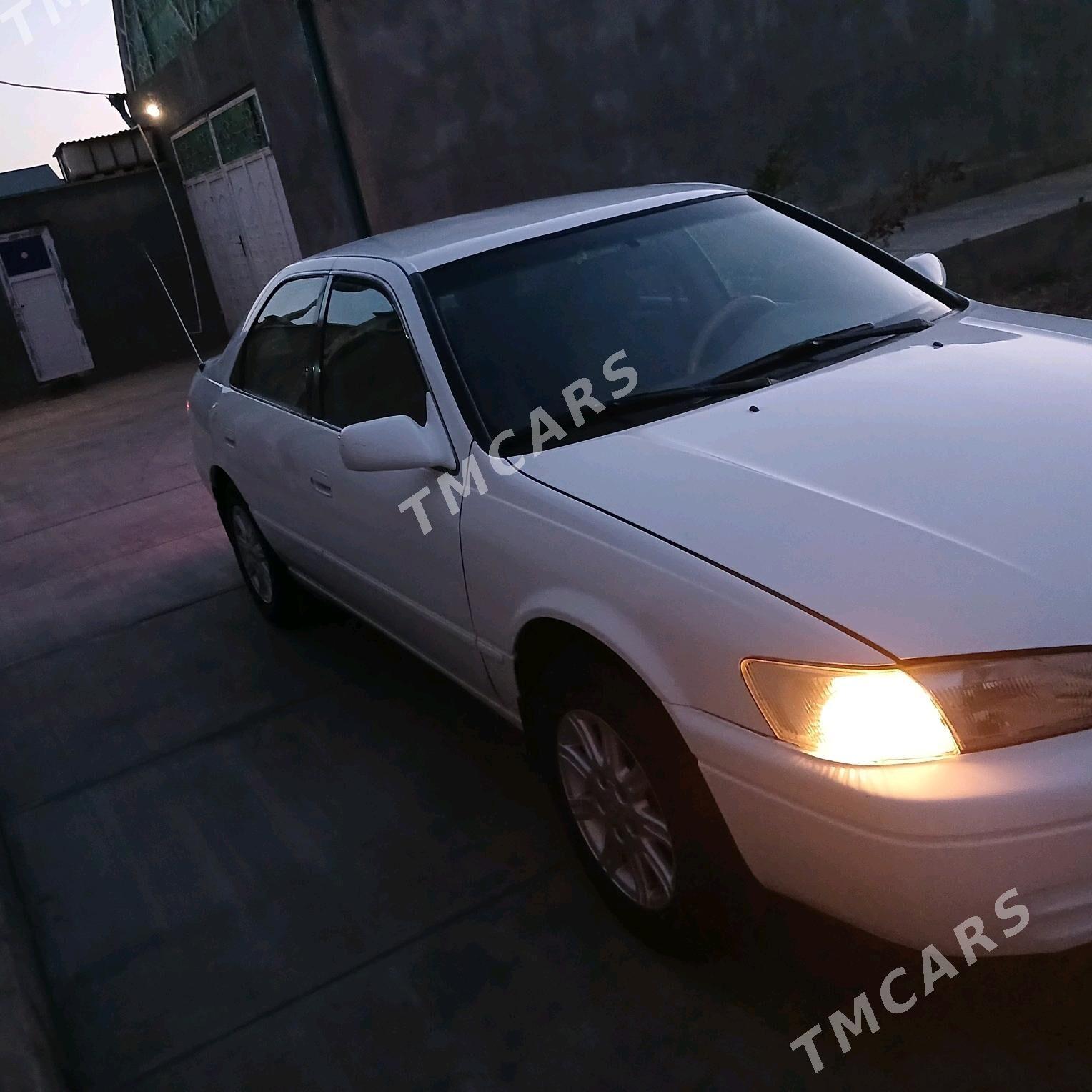 Toyota Camry 1998 - 131 000 TMT - Daşoguz - img 3