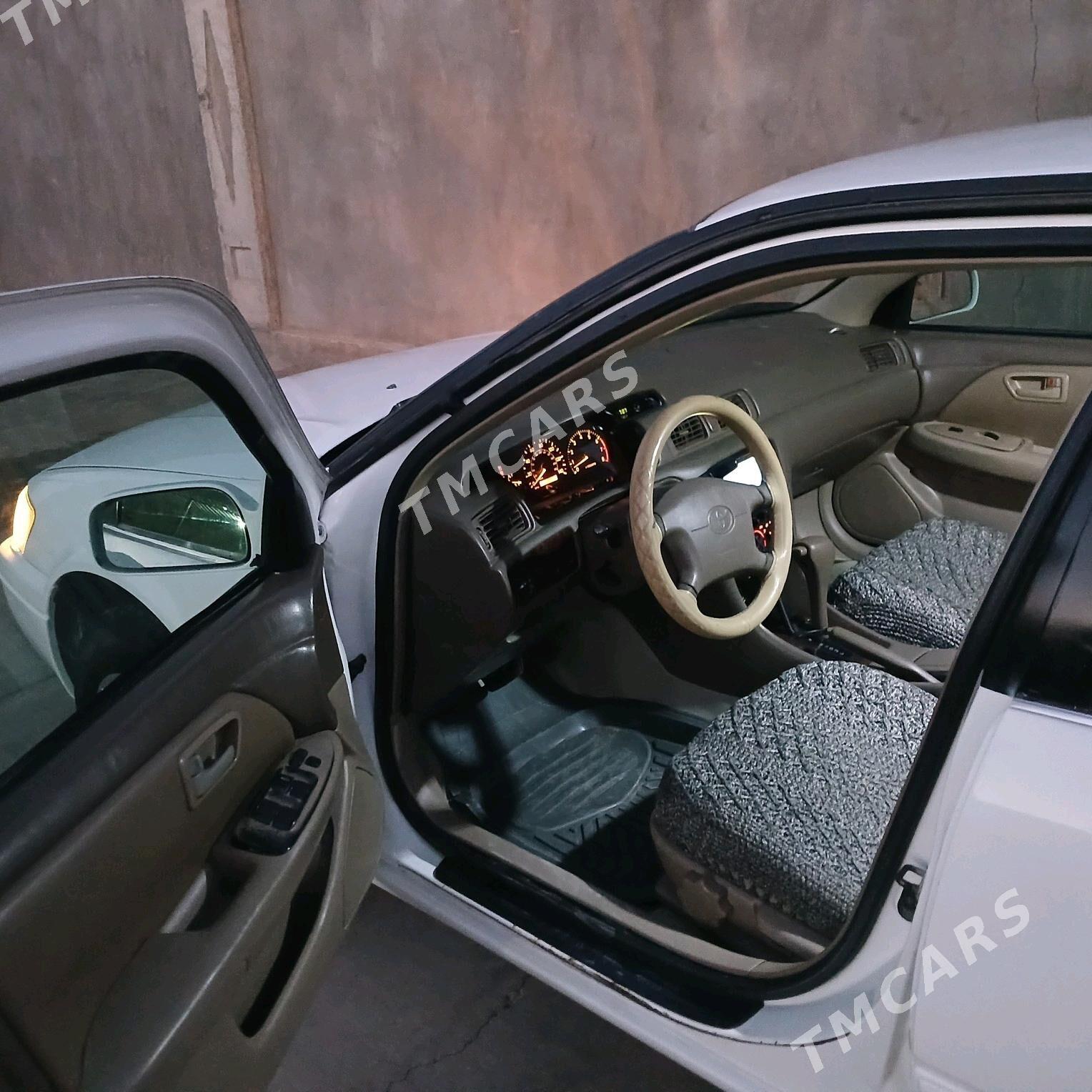 Toyota Camry 1998 - 131 000 TMT - Daşoguz - img 5