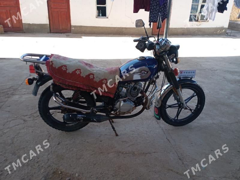 Fekon FK200-14G 2015 - 10 400 TMT - Sarahs - img 2