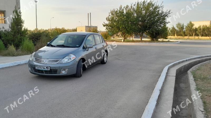 Nissan Versa 2010 - 110 000 TMT - Ёлётен - img 10