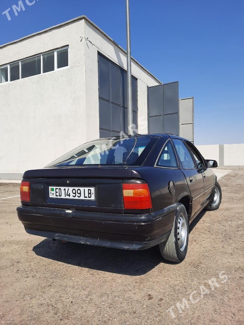Opel Vectra 1992 - 20 000 TMT - Hojambaz - img 3