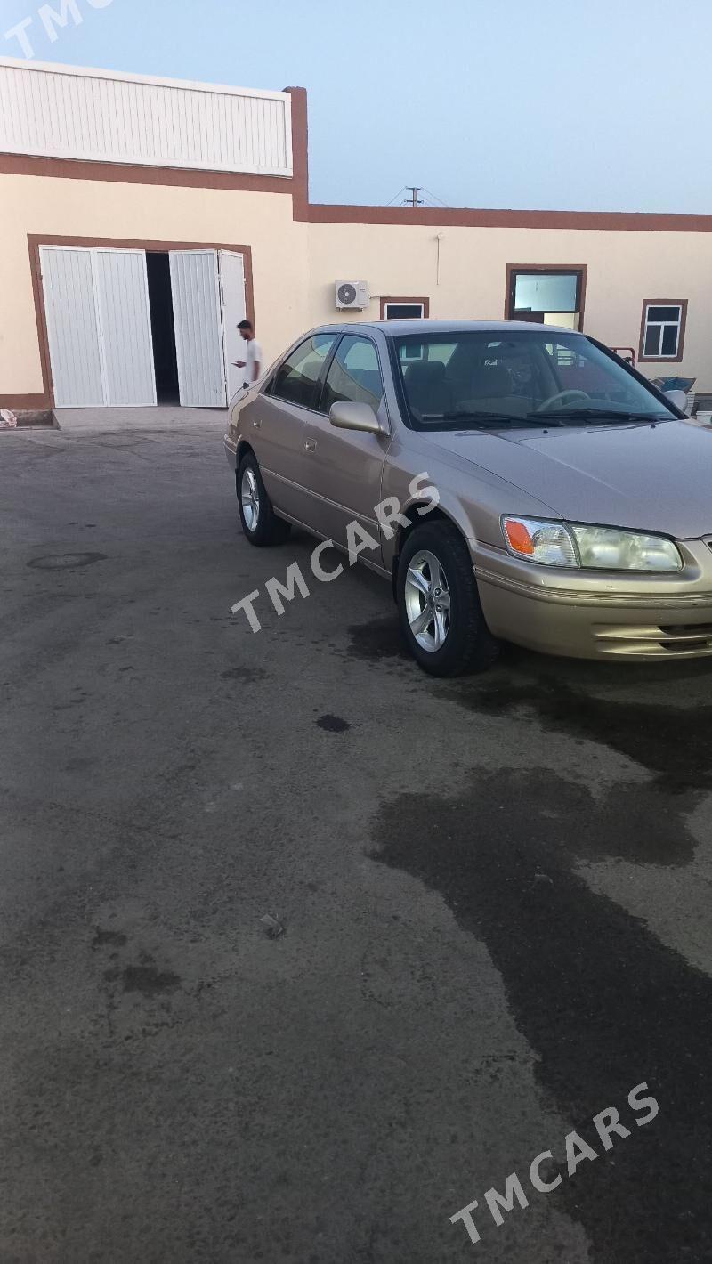 Toyota Camry 1997 - 125 000 TMT - Мары - img 4