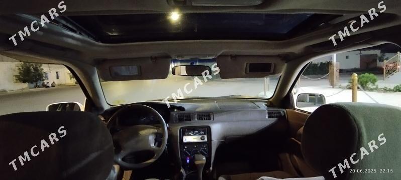 Toyota Camry 2001 - 127 000 TMT - Дашогуз - img 2