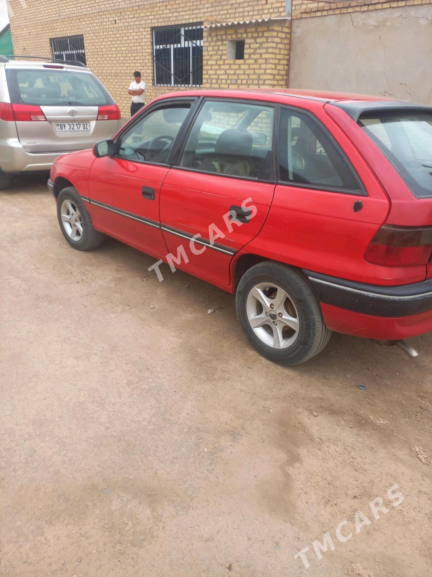 Opel Astra 1993 - 35 000 TMT - Кёнеургенч - img 4