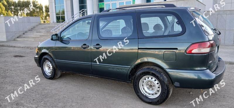 Toyota Sienna 2001 - 130 000 TMT - Gubadag - img 5