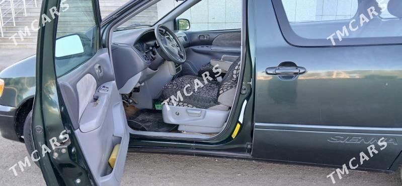 Toyota Sienna 2001 - 130 000 TMT - Gubadag - img 7