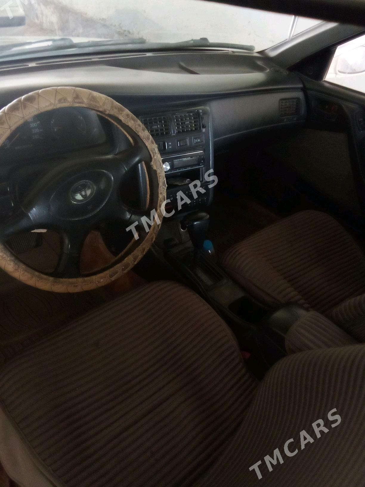 Toyota Corona 1995 - 55 000 TMT - Достлук - img 3