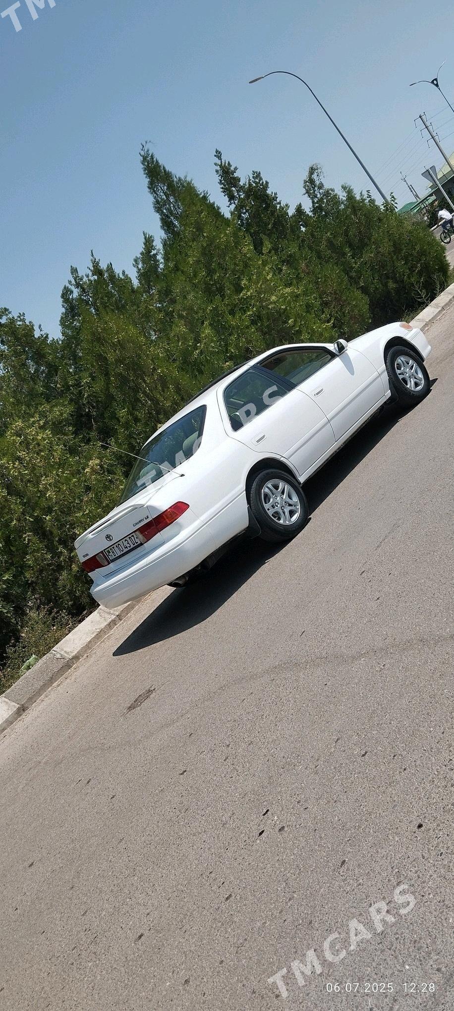 Toyota Camry 2001 - 127 000 TMT - Дашогуз - img 3