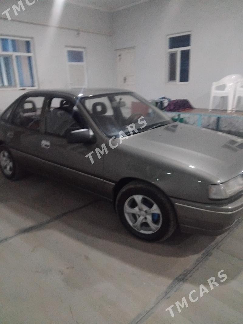 Opel Vectra 1992 - 35 000 TMT - Туркменабат - img 3