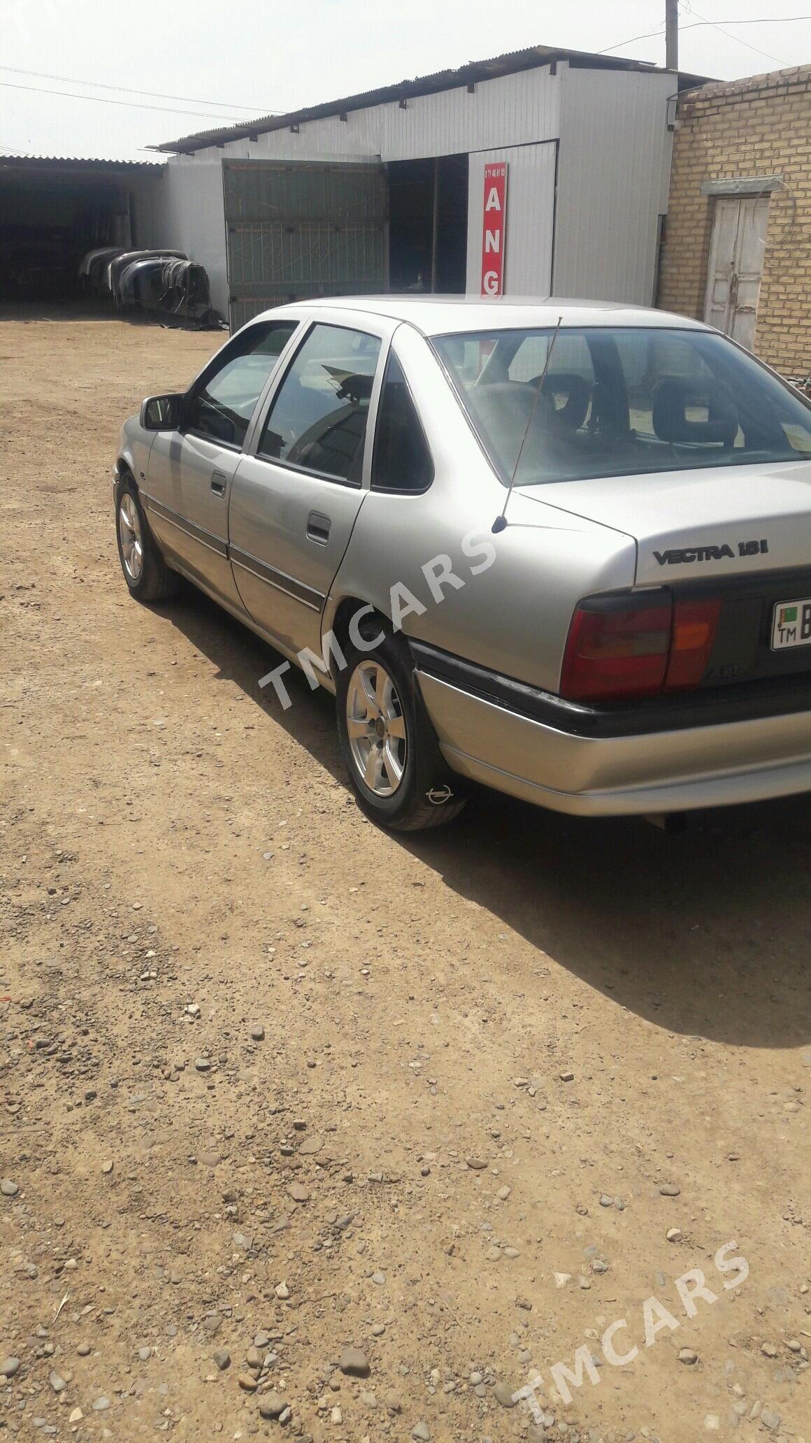 Opel Vectra 1991 - 37 000 TMT - Мары - img 4
