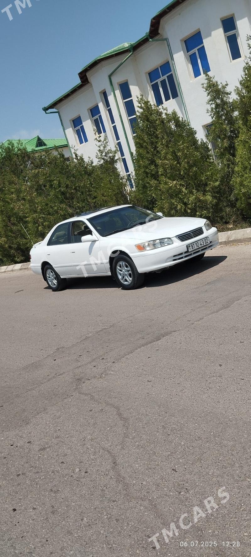 Toyota Camry 2001 - 127 000 TMT - Дашогуз - img 5