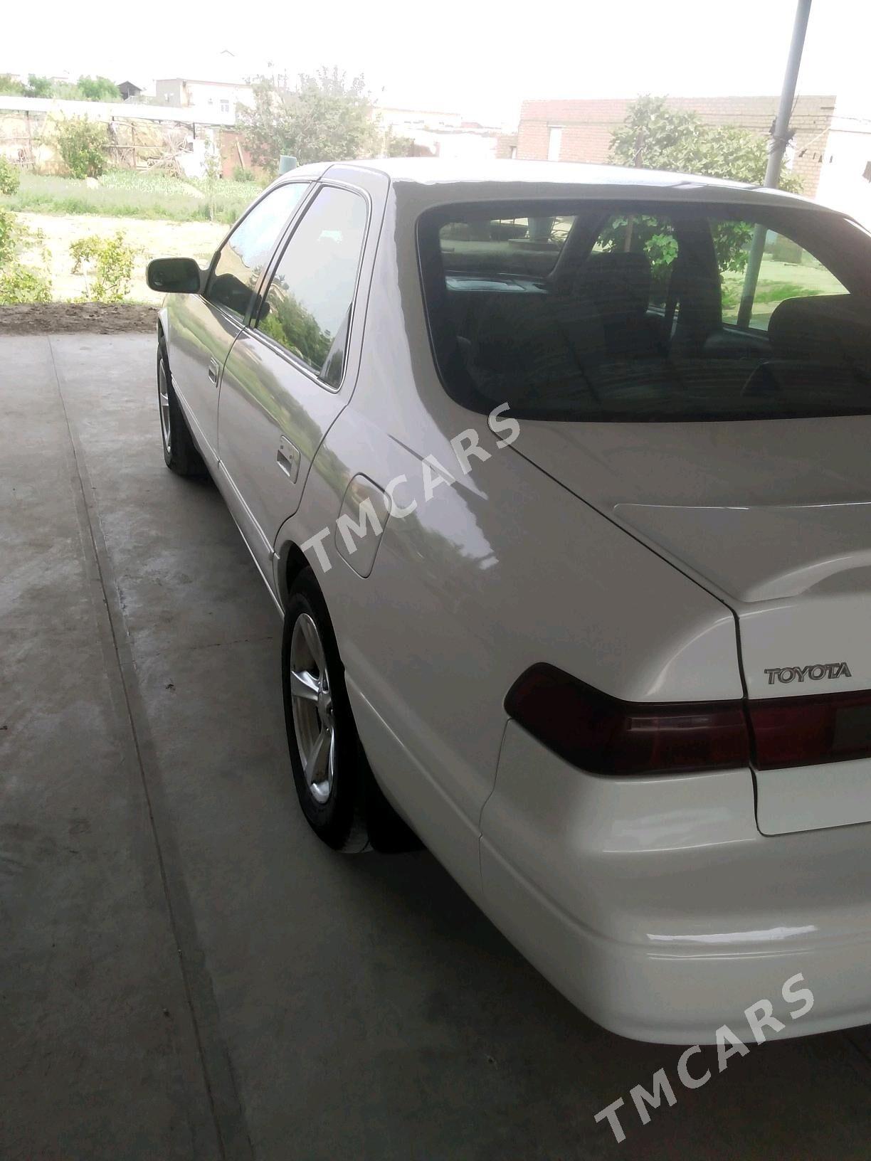 Toyota Camry 1997 - 104 000 TMT - Байрамали - img 5