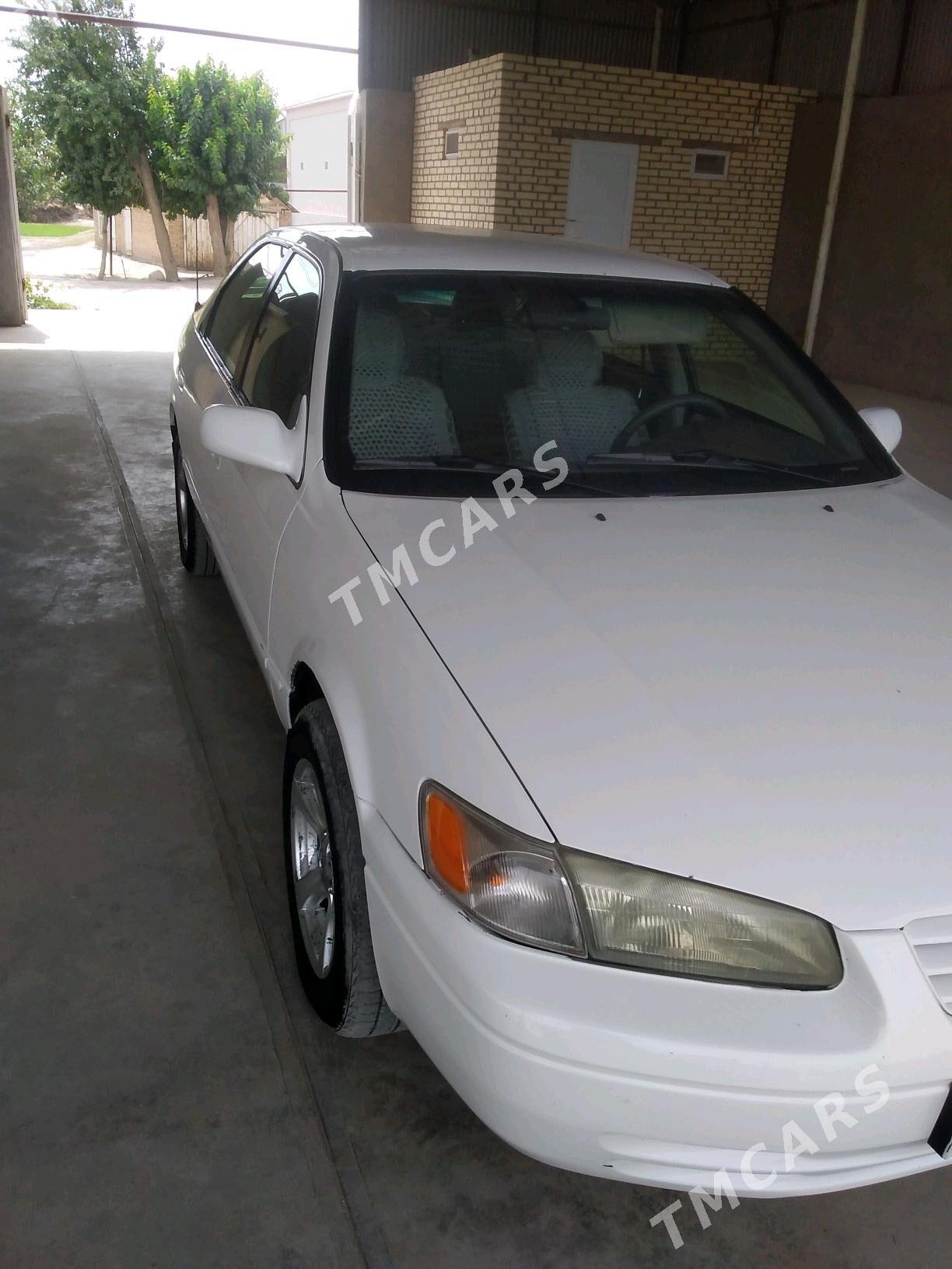 Toyota Camry 1997 - 104 000 TMT - Байрамали - img 2