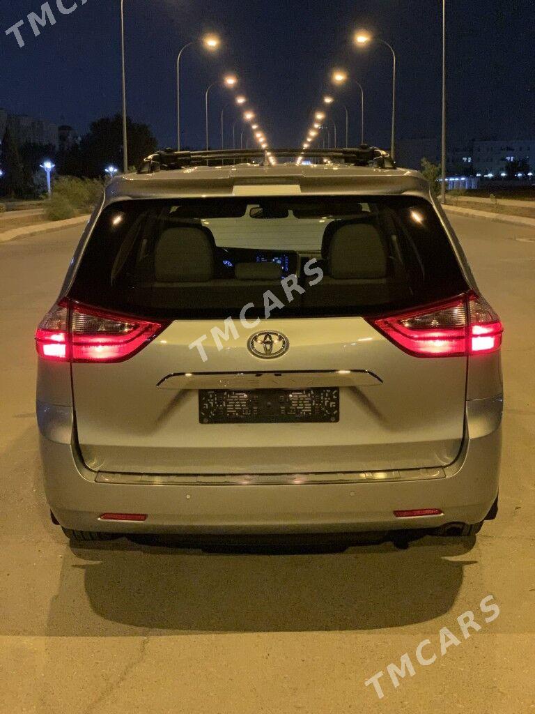 Toyota Sienna 2020 - 455 000 TMT - Ашхабад - img 4