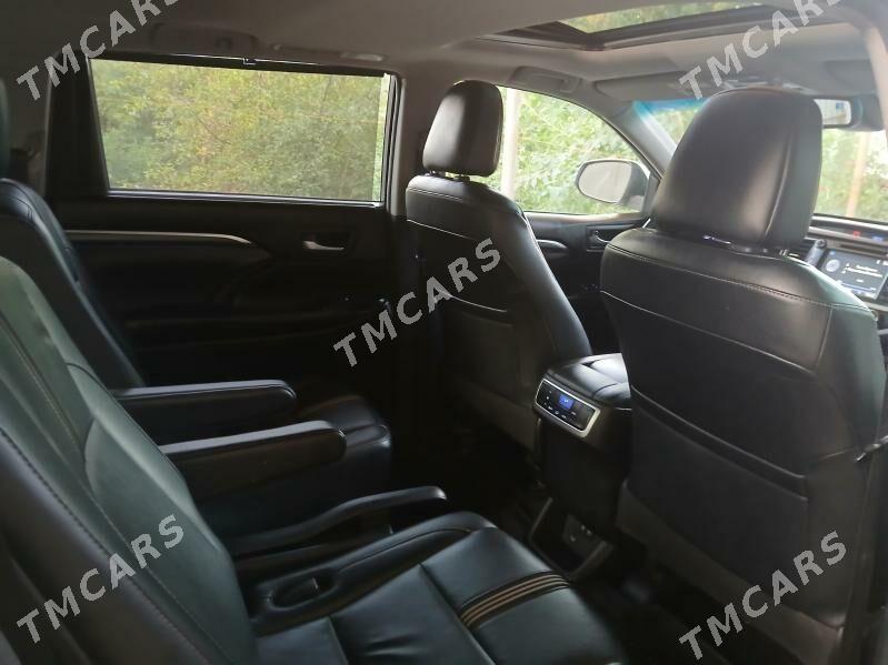 Toyota Highlander 2019 - 455 000 TMT - Дашогуз - img 9