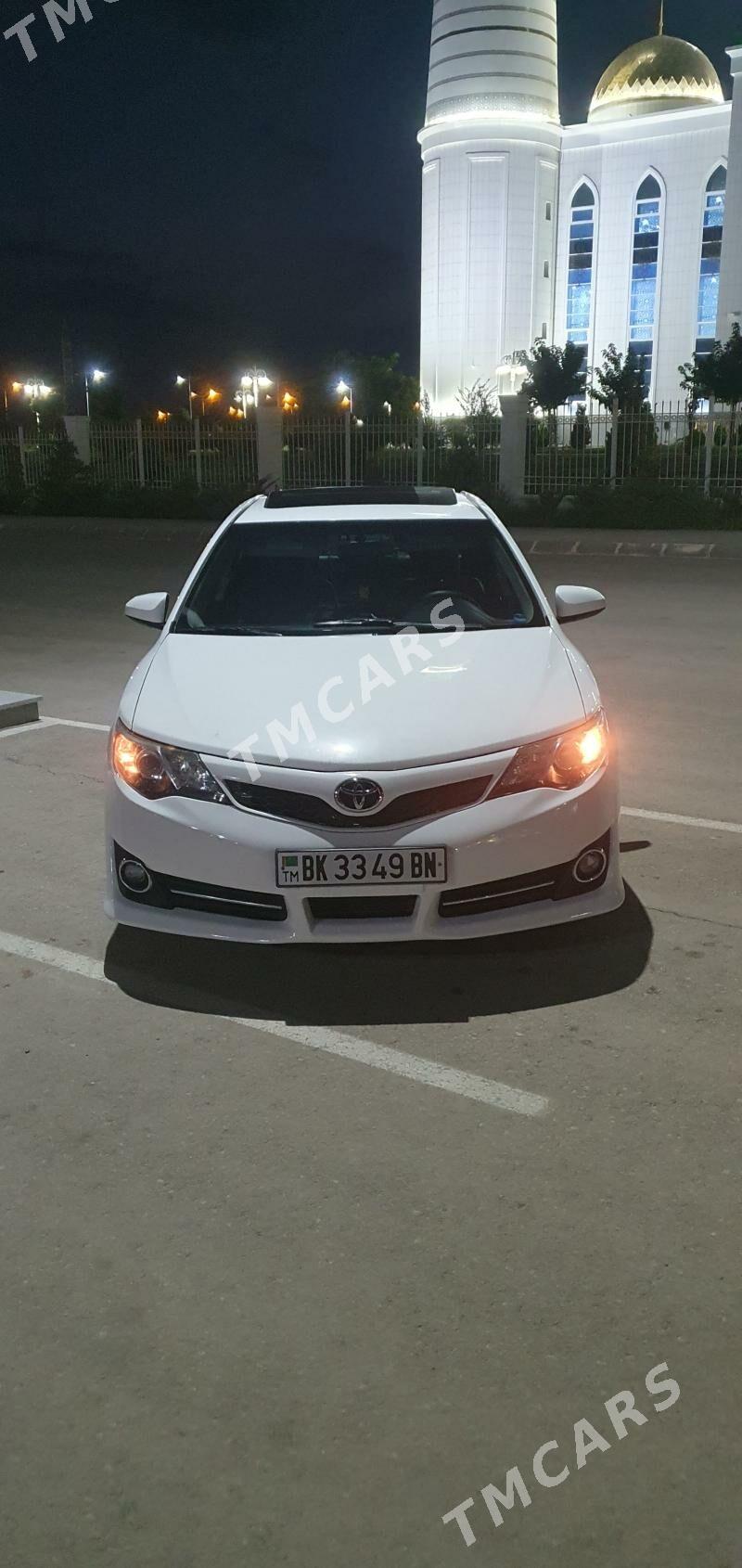 Toyota Camry 2012 - 215 000 TMT - Balkanabat - img 4