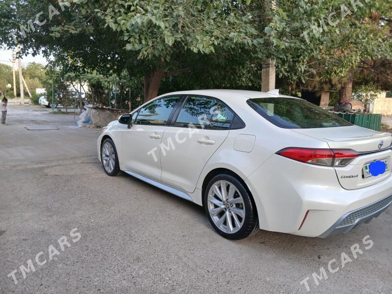 Toyota Corolla 2022 - 285 000 TMT - Aşgabat - img 2