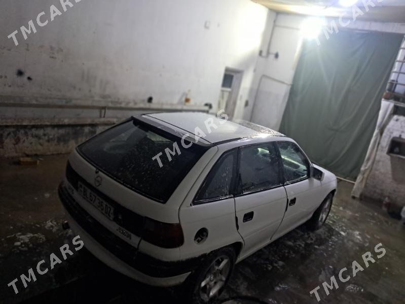 Opel Astra 1992 - 30 000 TMT - Дашогуз - img 3