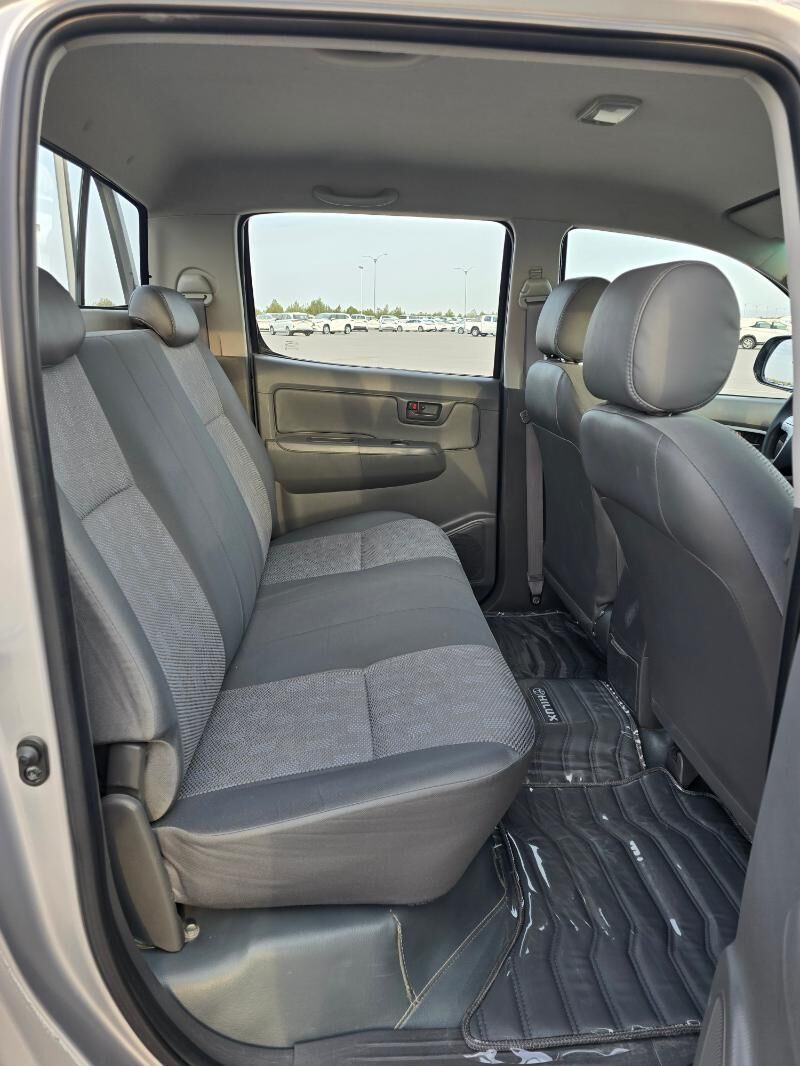Toyota Hilux 2015 - 420 000 TMT - "Алтын Асыр" Гундогар базары ( Толкучка) - img 5