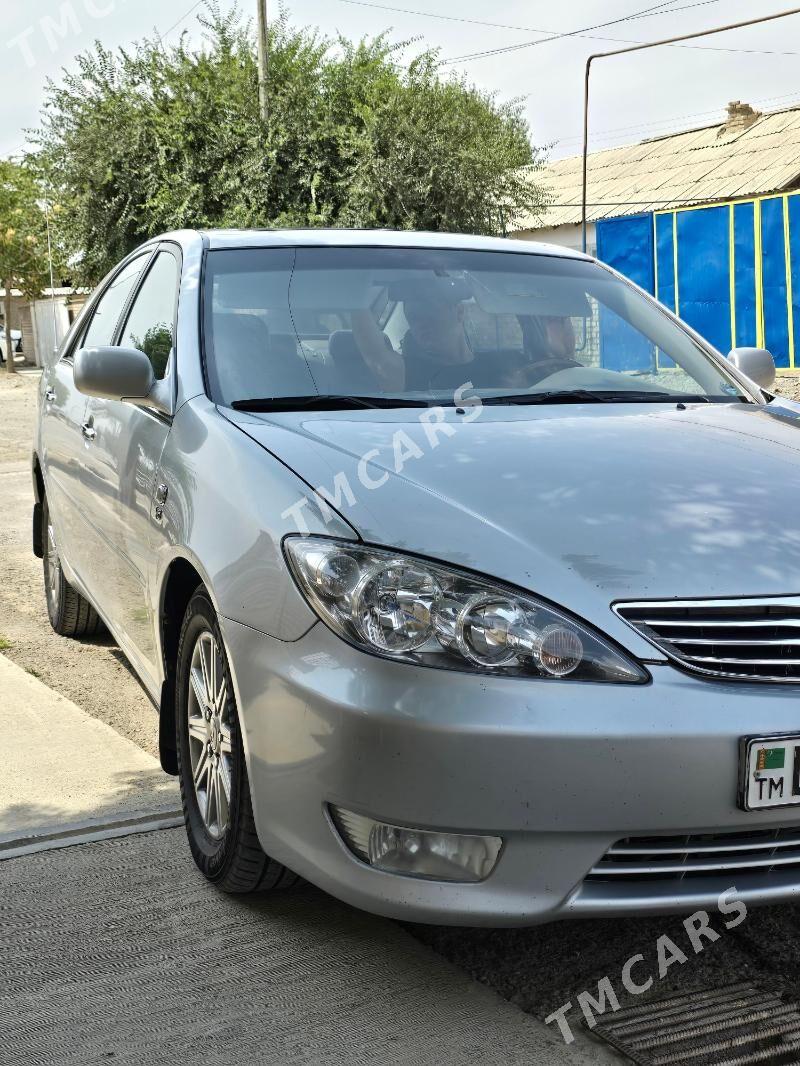 Toyota Camry 2005 - 200 000 TMT - Bäherden - img 6