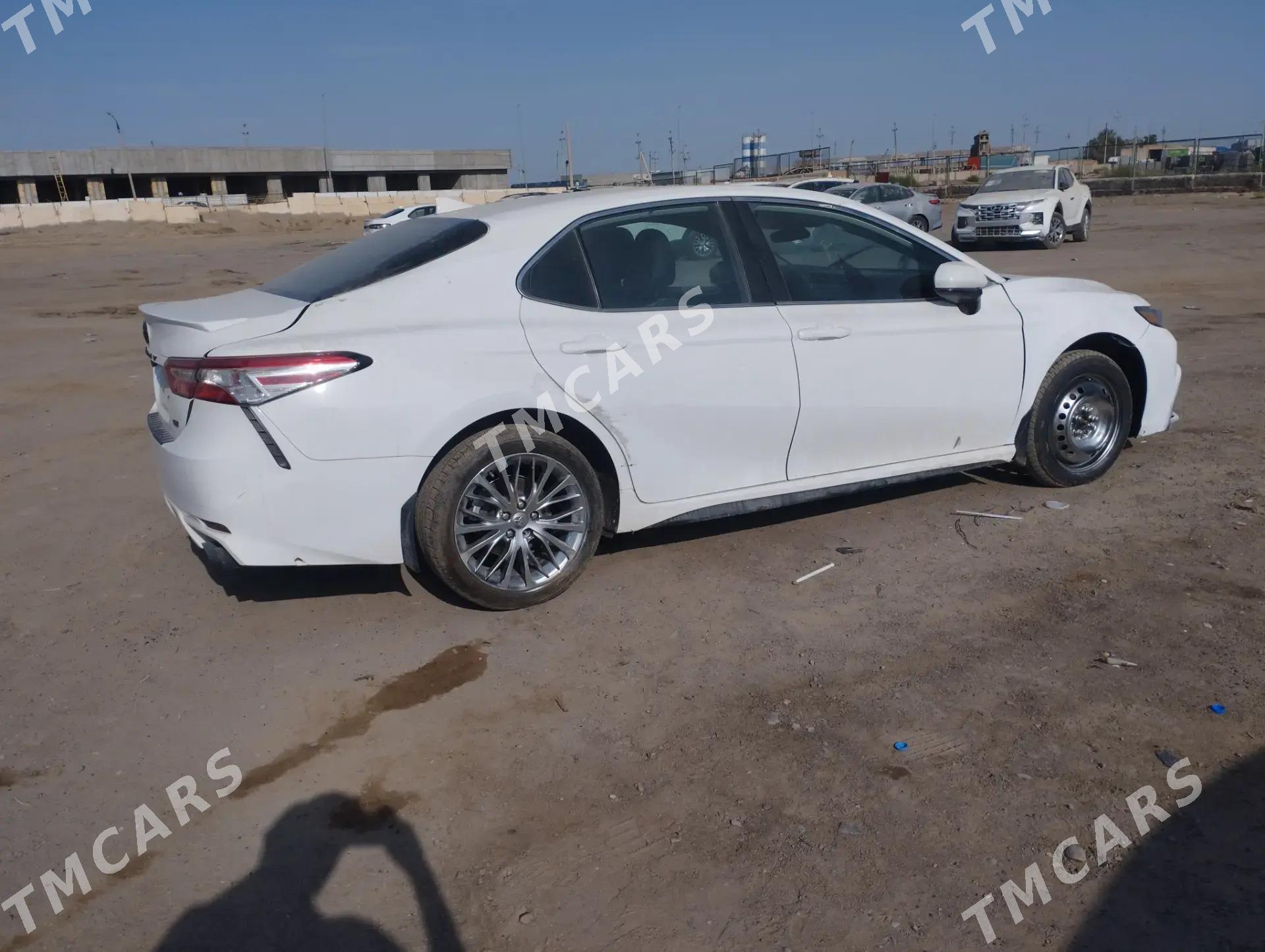 Toyota Camry 2020 - 180 000 TMT - Векильбазар - img 2