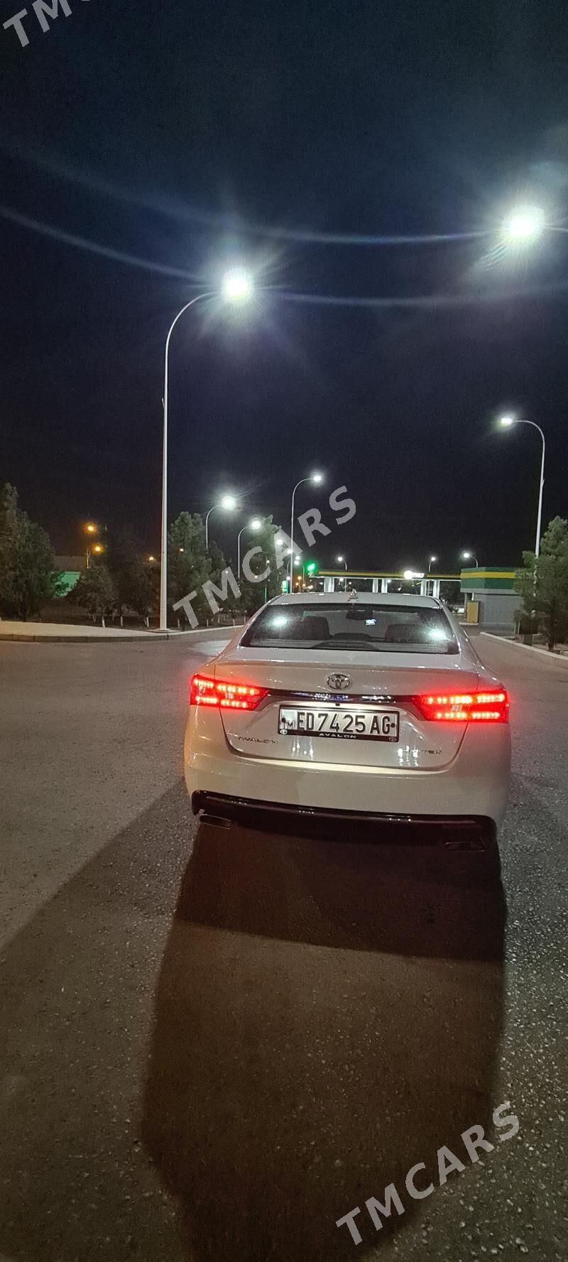 Toyota Avalon 2017 - 360 000 TMT - 11 мкр - img 4