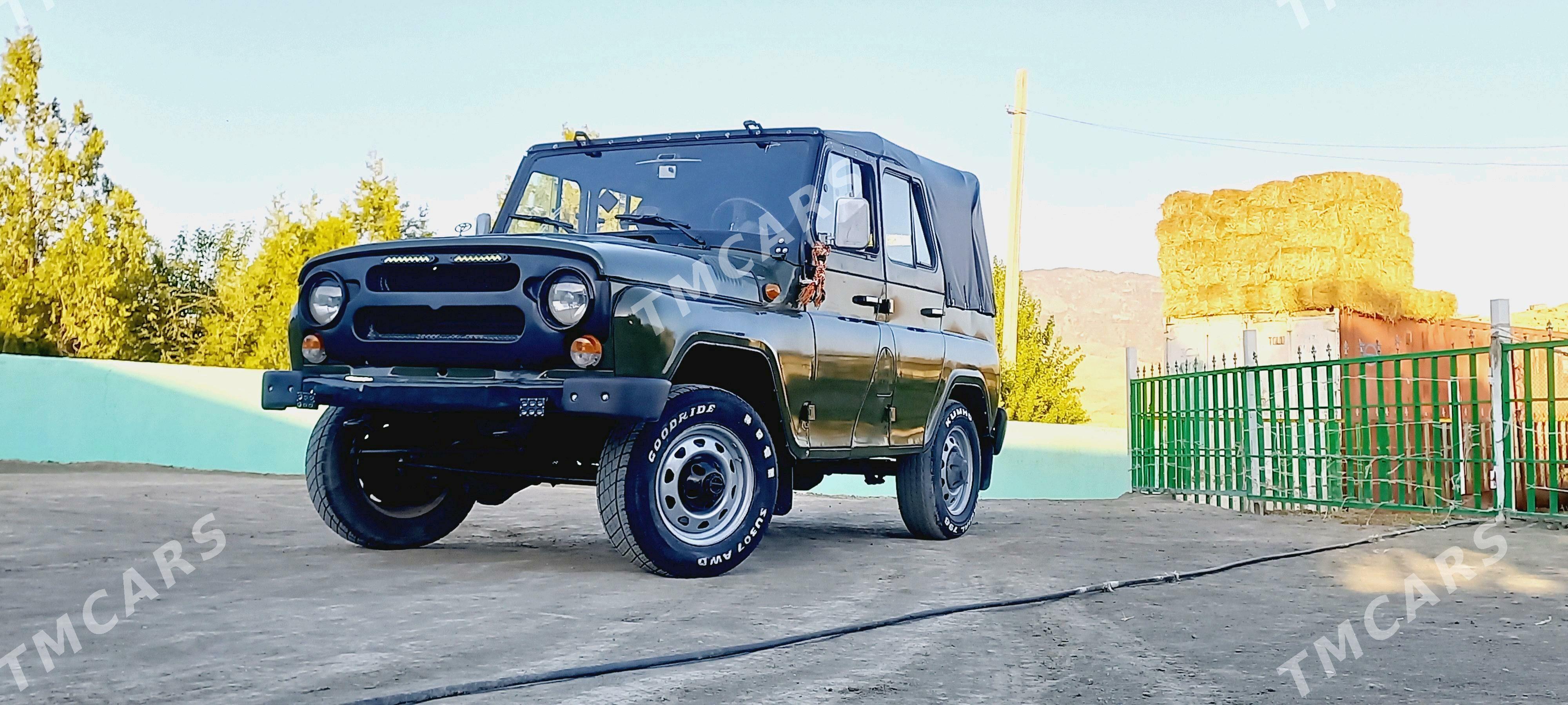 UAZ 469 2005 - 60 000 TMT - Bäherden - img 3