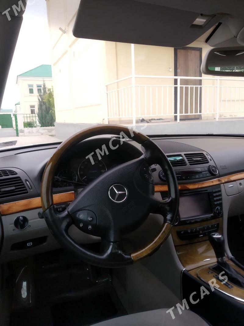 Mercedes-Benz E350 2005 - 187 000 TMT - Чоганлы - img 2