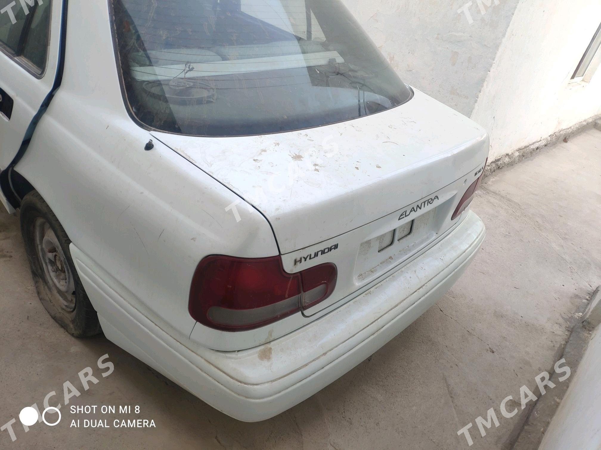 Hyundai Elantra 1996 - 5 000 TMT - Хитровка - img 4