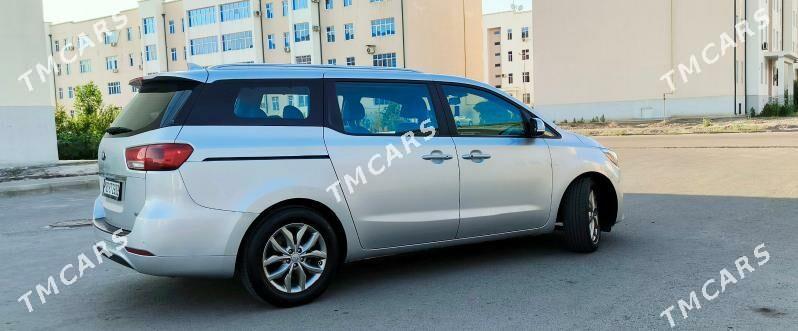 Kia Sedona 2021 - 335 000 TMT - Дашогуз - img 9