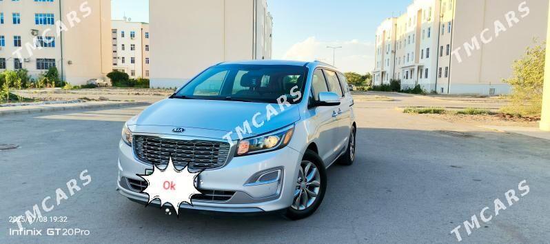 Kia Sedona 2021 - 335 000 TMT - Дашогуз - img 3