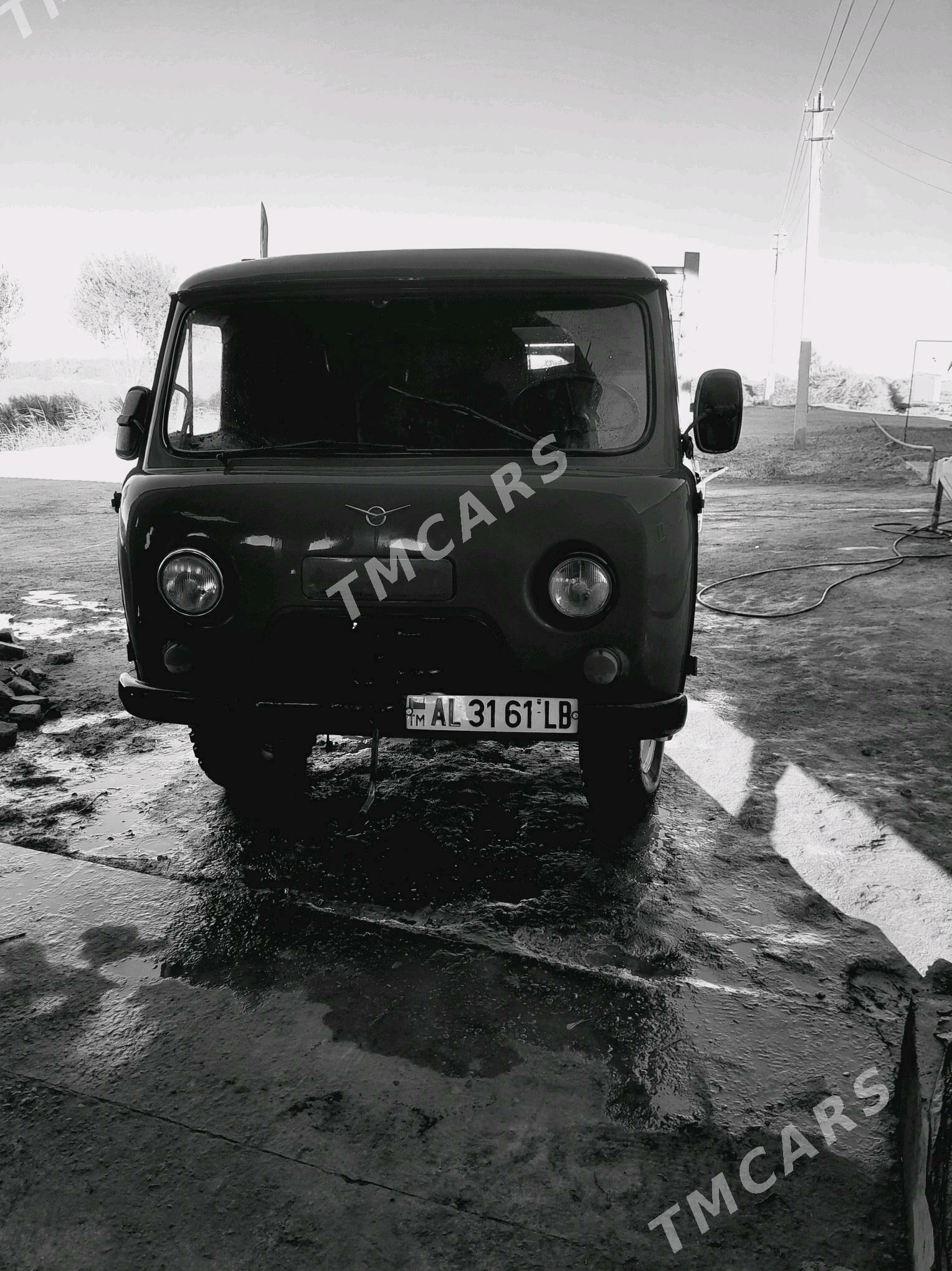 UAZ 452 1998 - 61 000 TMT - Гарабекевюл - img 1