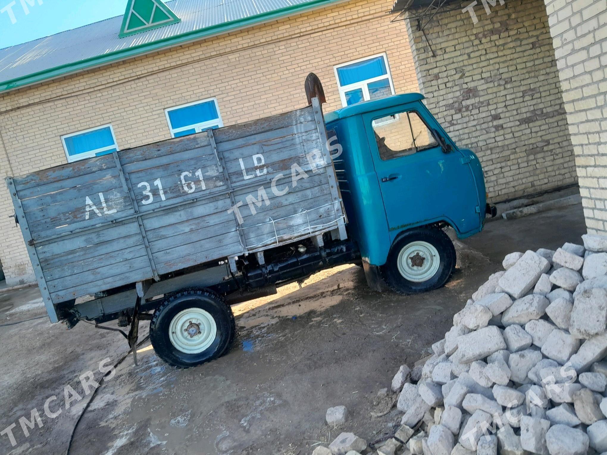 UAZ 452 1998 - 61 000 TMT - Гарабекевюл - img 7
