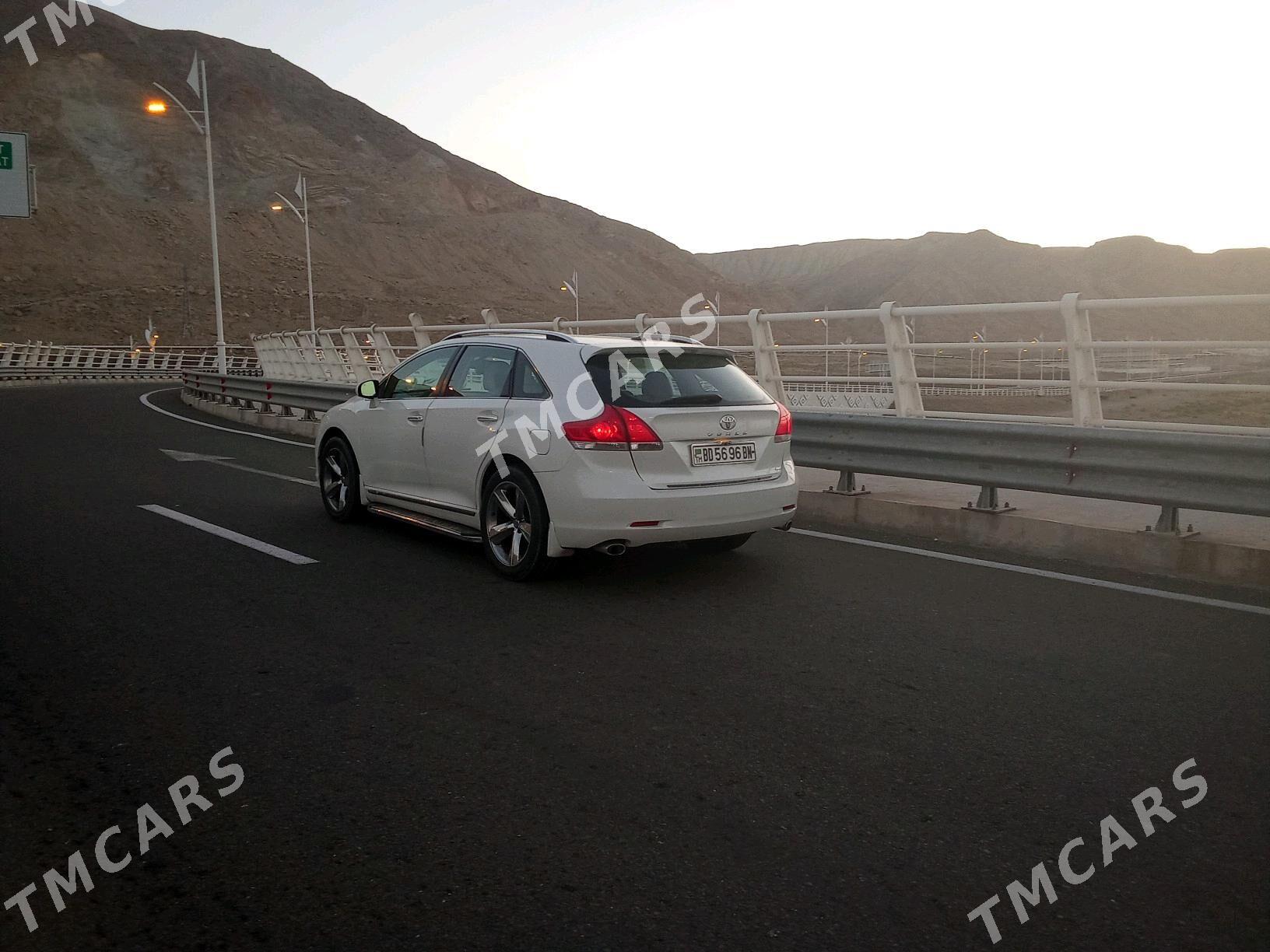 Toyota Venza 2010 - 265 000 TMT - Туркменбаши - img 4