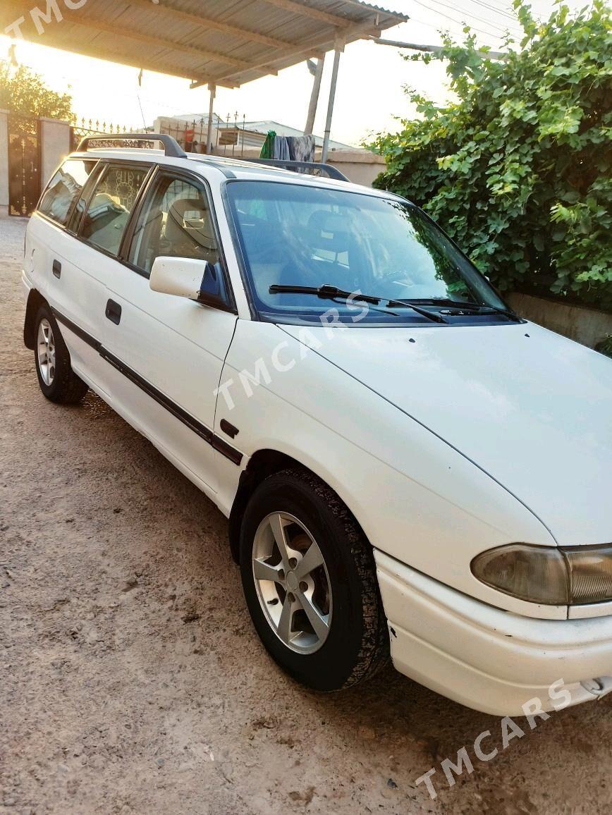 Opel Astra 1993 - 46 000 TMT - Теджен - img 3