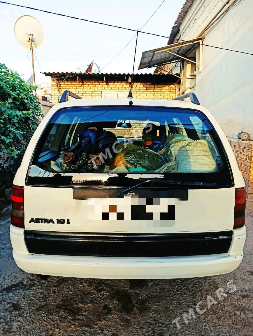 Opel Astra 1993 - 46 000 TMT - Теджен - img 2