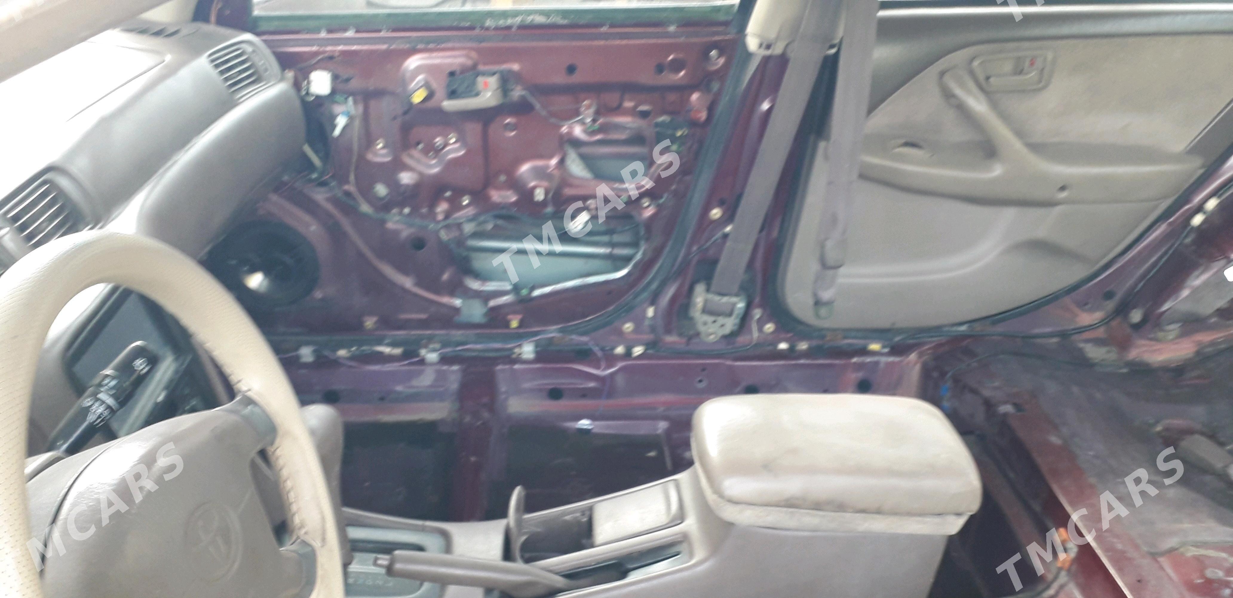 Toyota Camry 1997 - 117 000 TMT - Мары - img 8