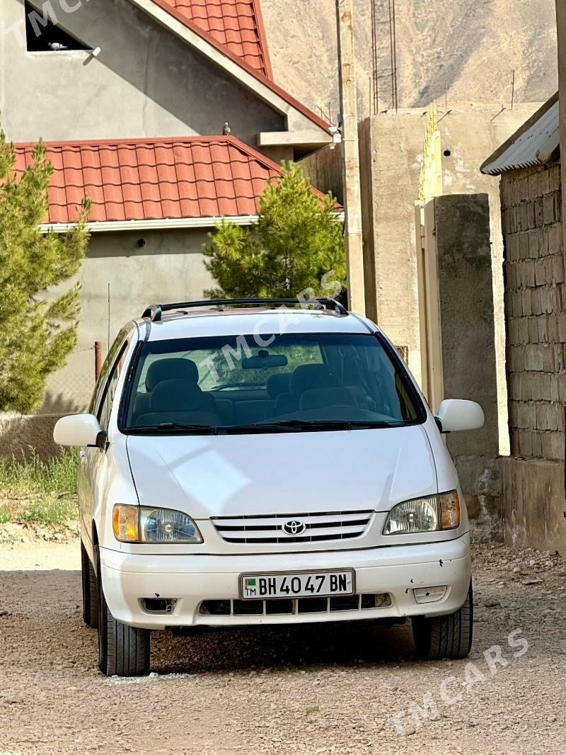 Toyota Sienna 2003 - 168 000 TMT - Balkanabat - img 3