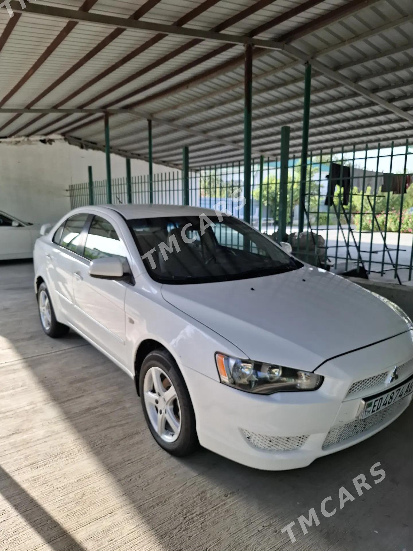 Mitsubishi Lancer 2009 - 131 000 TMT - Täze zaman - img 2