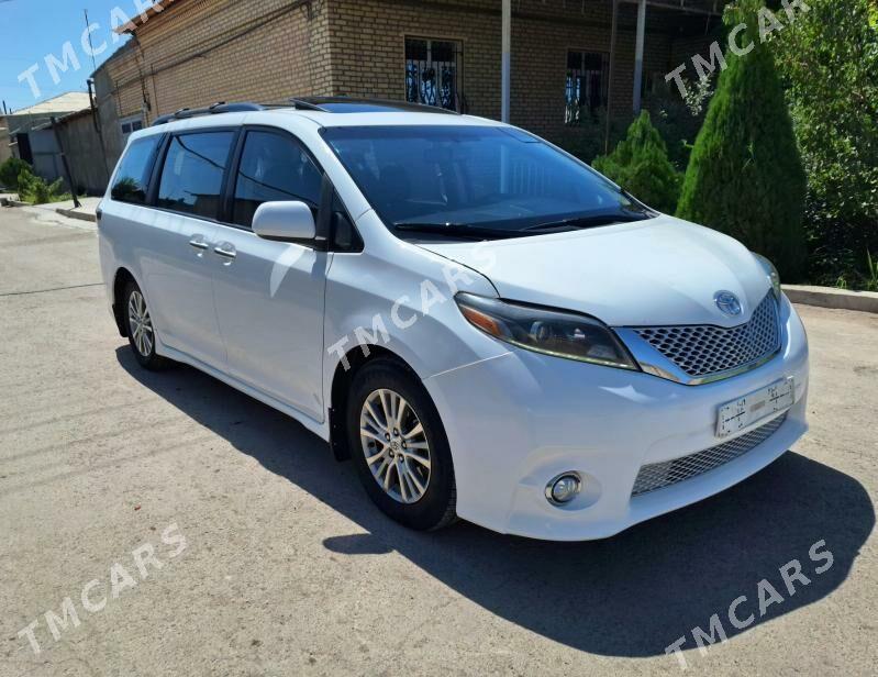 Toyota Sienna 2016 - 370 000 TMT - Daşoguz - img 5