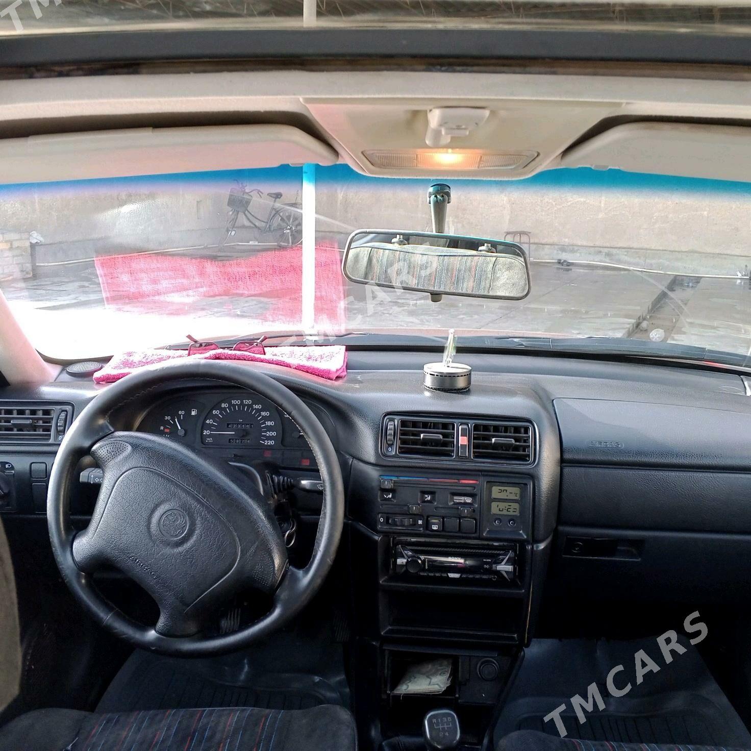 Opel Vectra 1993 - 33 000 TMT - Sakarçäge - img 3