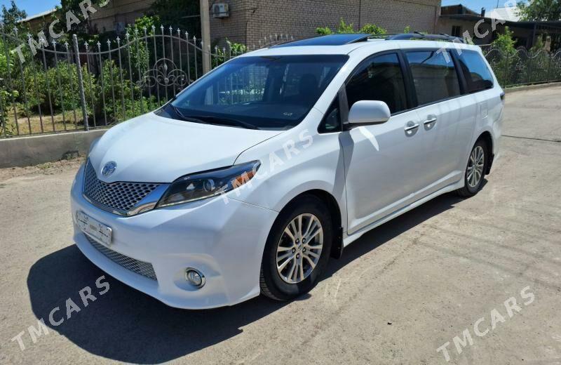 Toyota Sienna 2016 - 370 000 TMT - Daşoguz - img 3