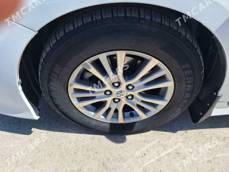 Toyota Sienna 2016 - 370 000 TMT - Daşoguz - img 7