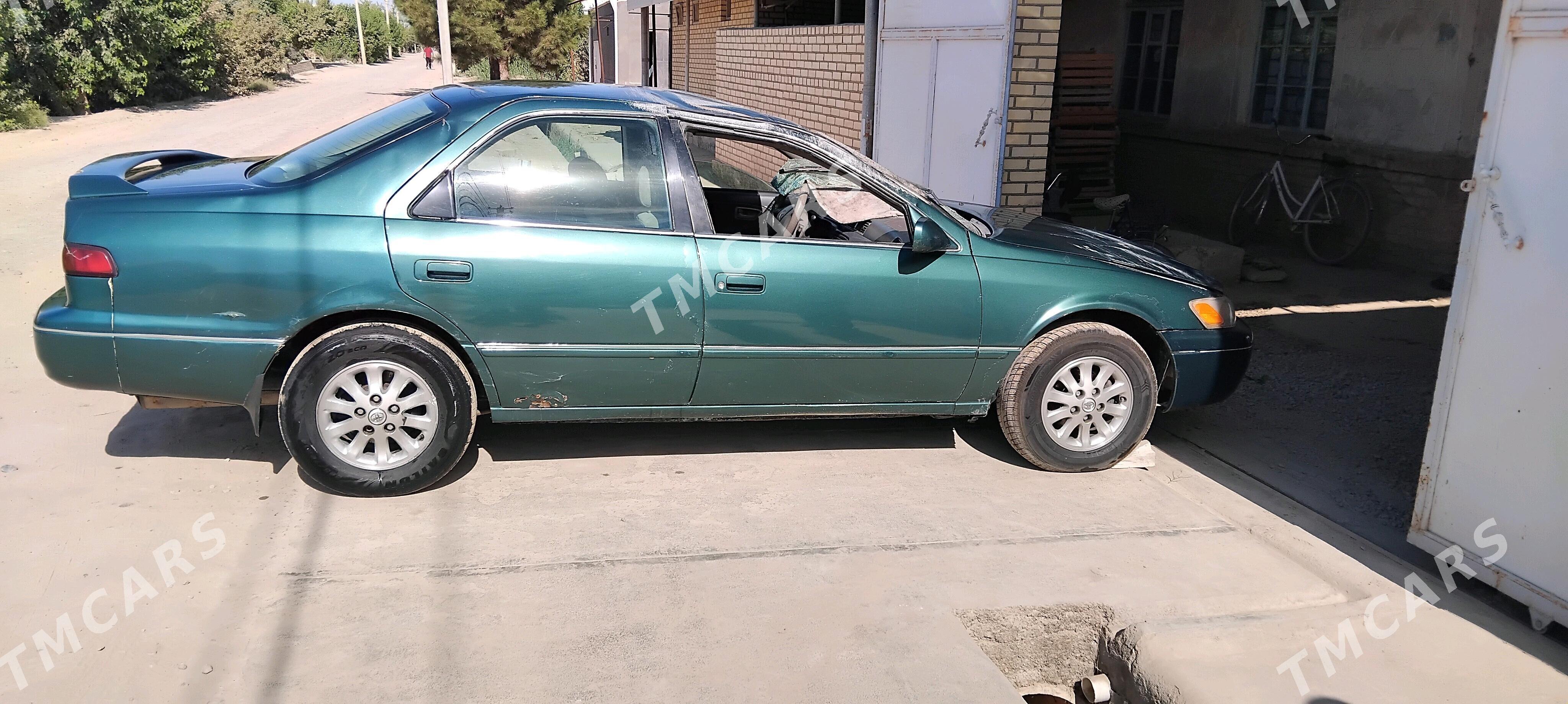 Toyota Camry 1999 - 75 000 TMT - Мургап - img 2
