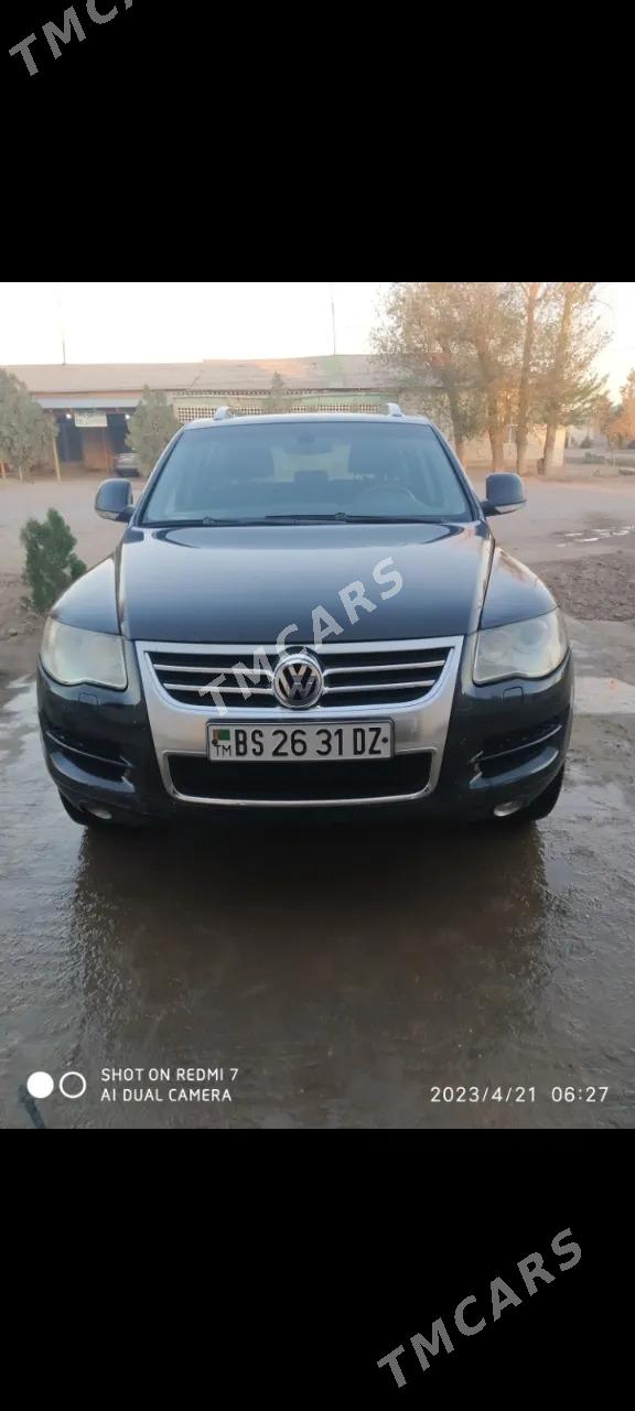 Volkswagen Touareg 2008 - 220 000 TMT - етр. Туркменбаши - img 6