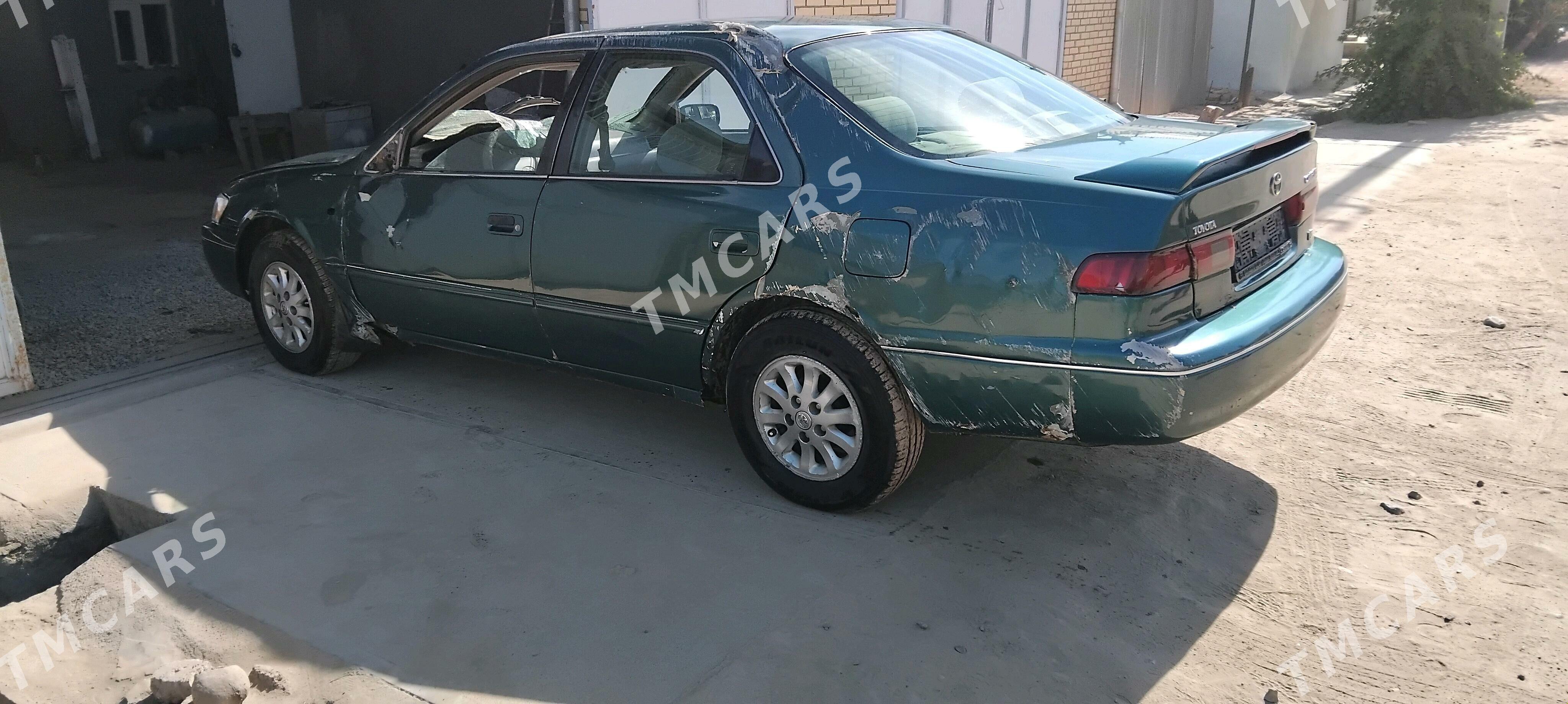 Toyota Camry 1999 - 75 000 TMT - Мургап - img 3