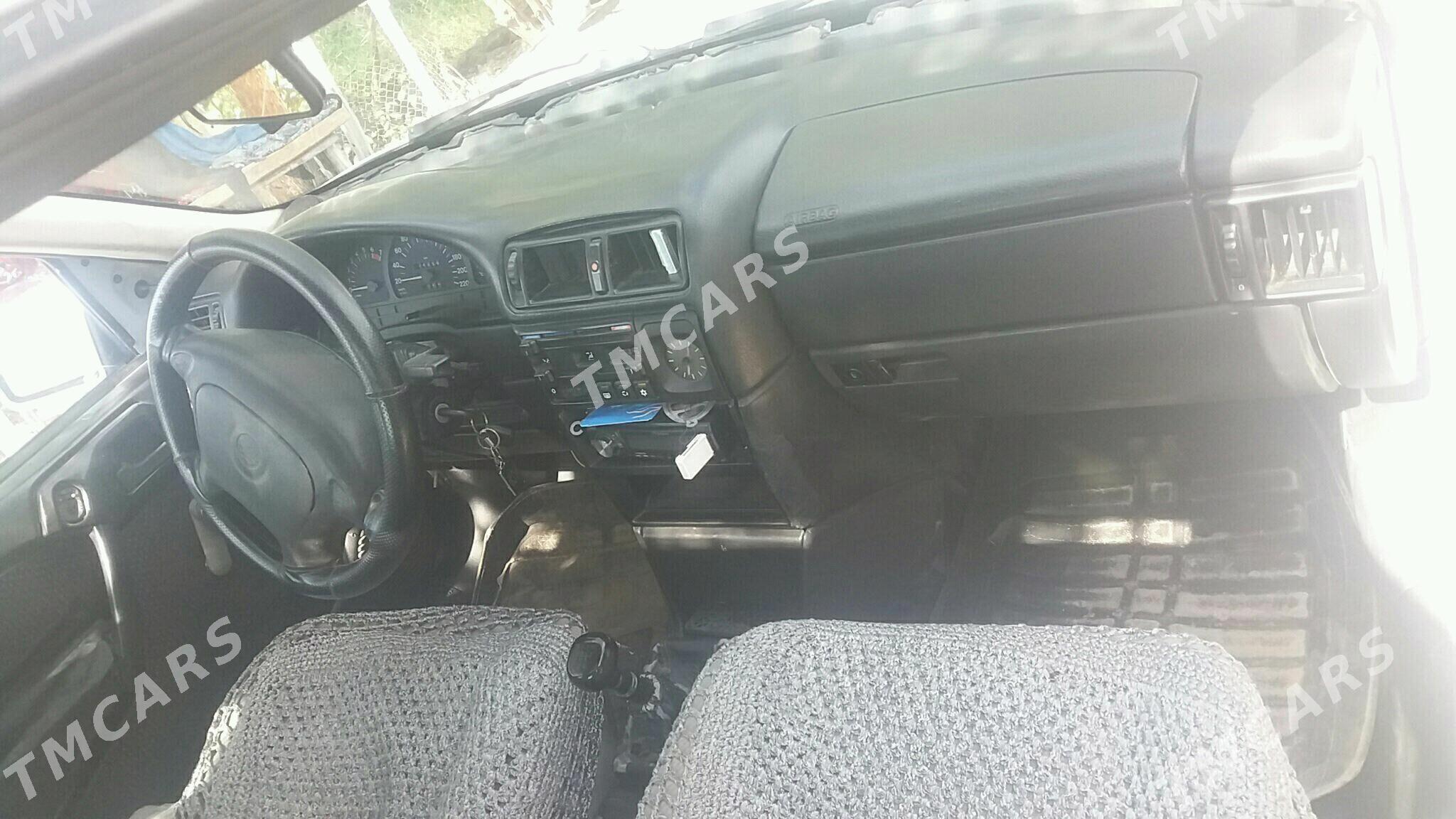 Opel Vectra 1994 - 40 000 TMT - Теджен - img 2